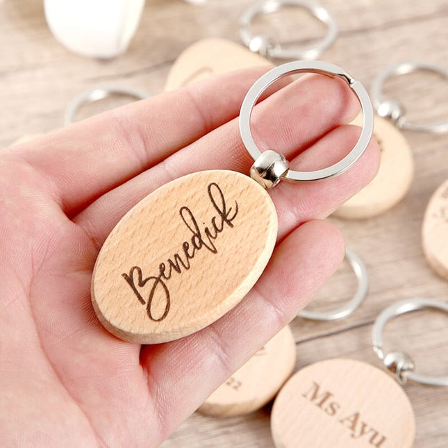 wooden-name-keychain-img-1