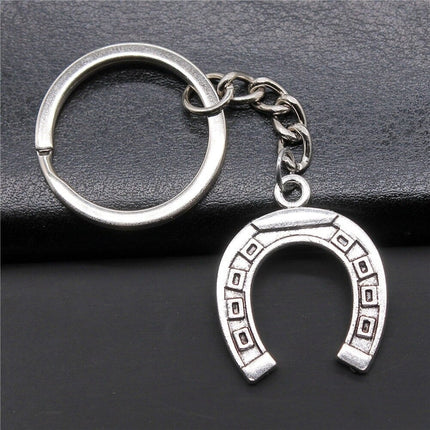 horseshoe-keychain
