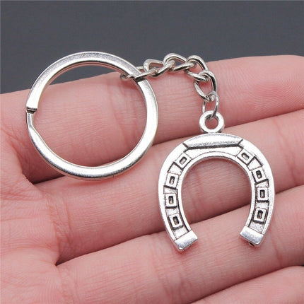 horse-shoe-keychains